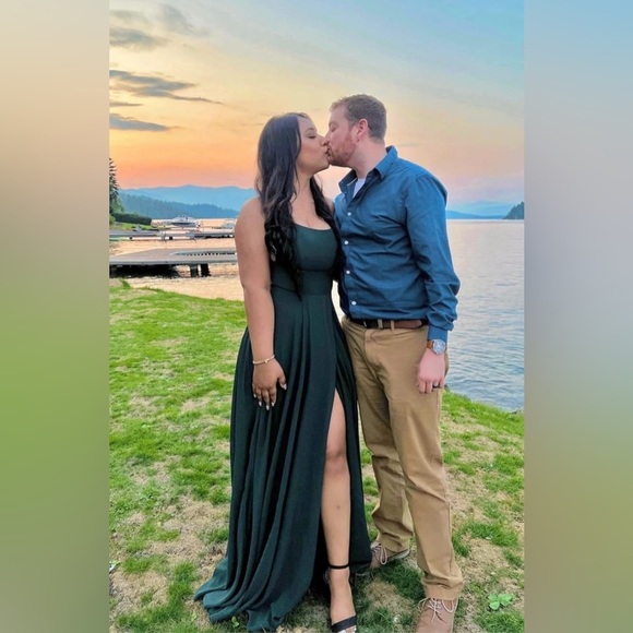 Sz XL - NWOT Lulus Dreamy Romance Burgundy Backless Maxi Dress - Picture 7 of 9